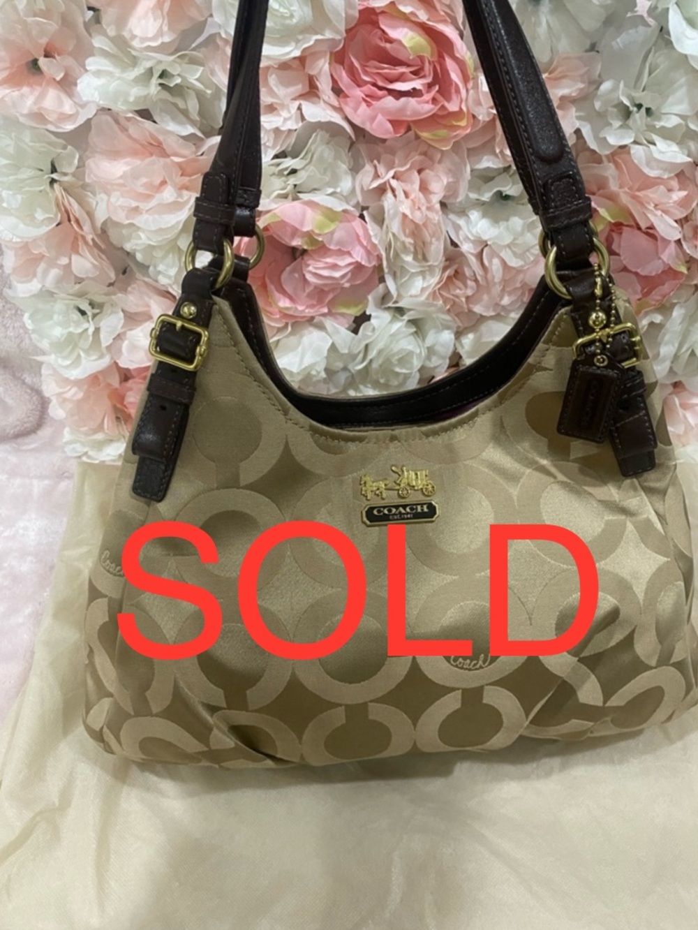***SOLD***Coach Maggie Shoulder Bag